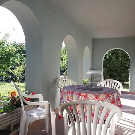 Kriszta Apartmanhaz Apartamento *