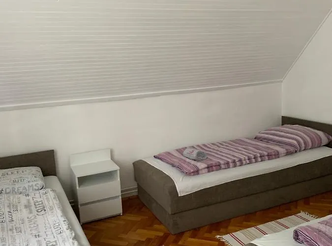 דירה Kriszta Apartmanhaz *