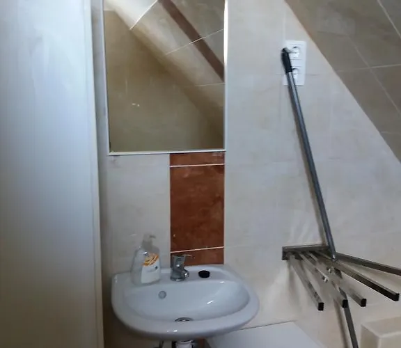 Kriszta Apartmanhaz דירה בלטונללה